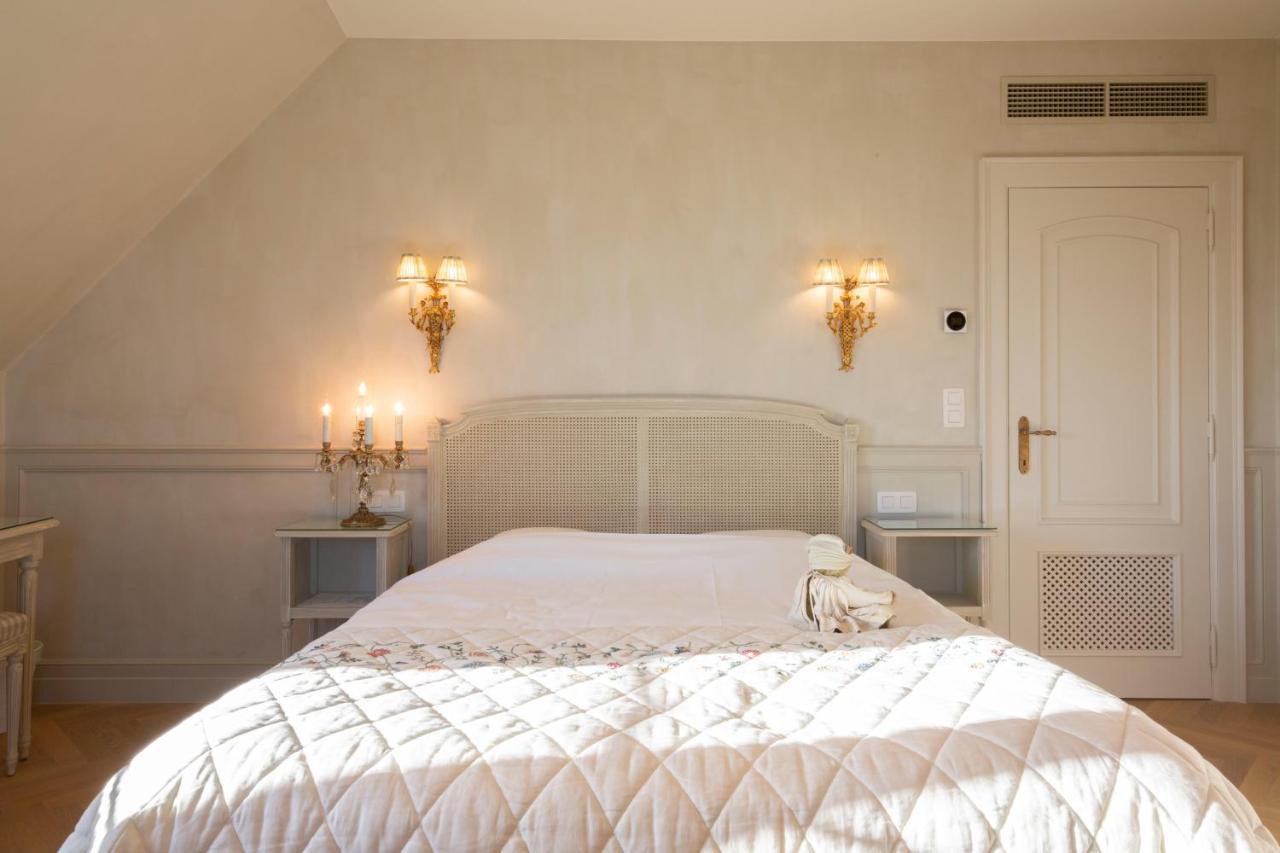 Guesthouse Mirabel บรูจส์ ภายนอก รูปภาพ