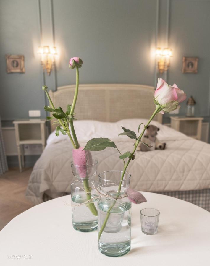 Guesthouse Mirabel บรูจส์ ภายนอก รูปภาพ