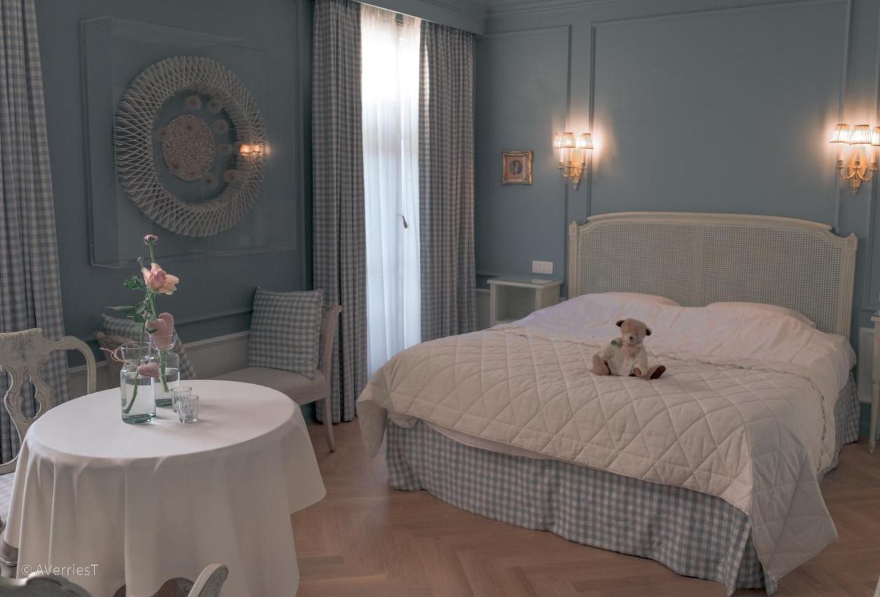 Guesthouse Mirabel บรูจส์ ภายนอก รูปภาพ