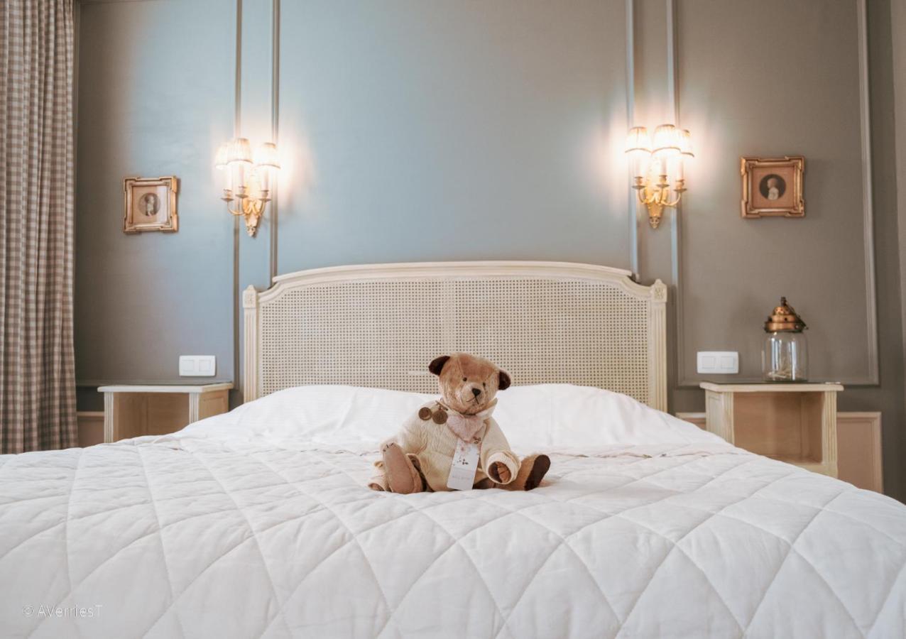 Guesthouse Mirabel บรูจส์ ภายนอก รูปภาพ
