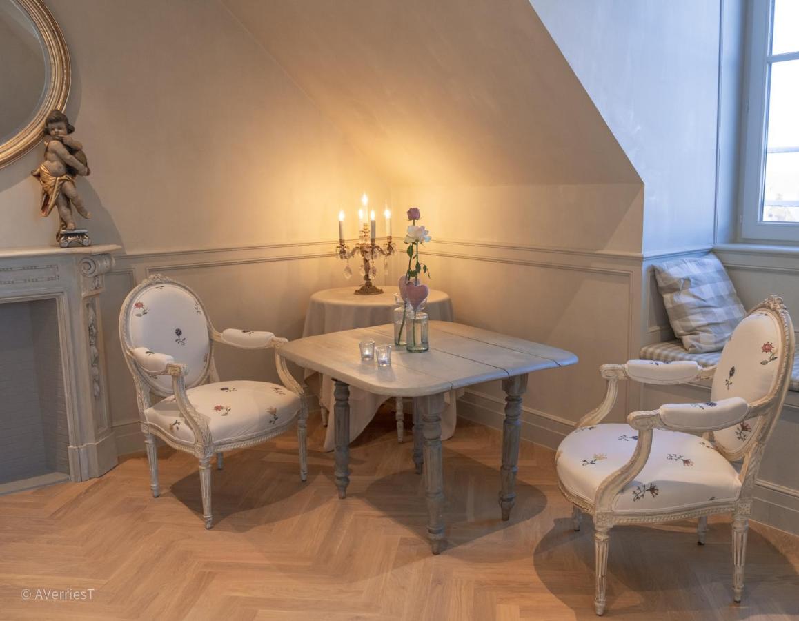Guesthouse Mirabel บรูจส์ ภายนอก รูปภาพ